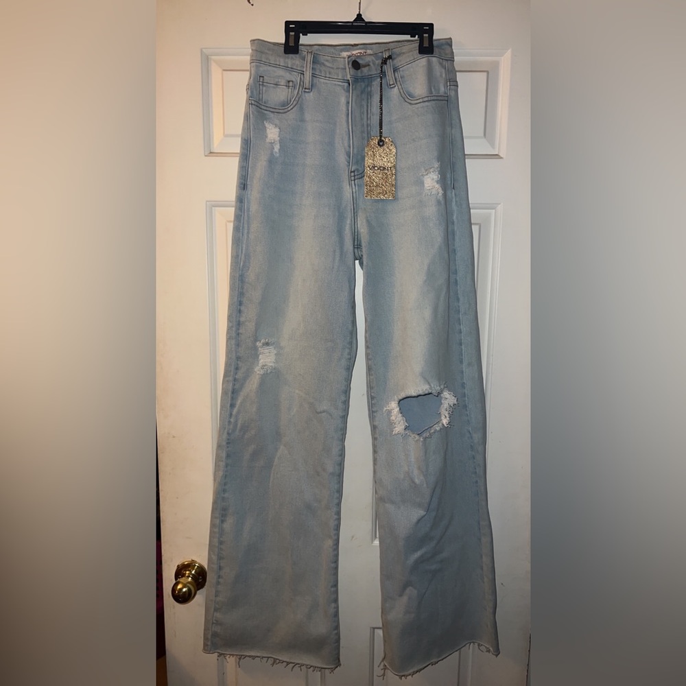 Vibrant M.I.U wide leg distressed jeans